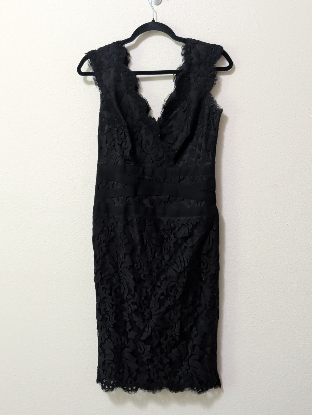 Tadashi Shoji Black Lace V-Neck Midi Dress